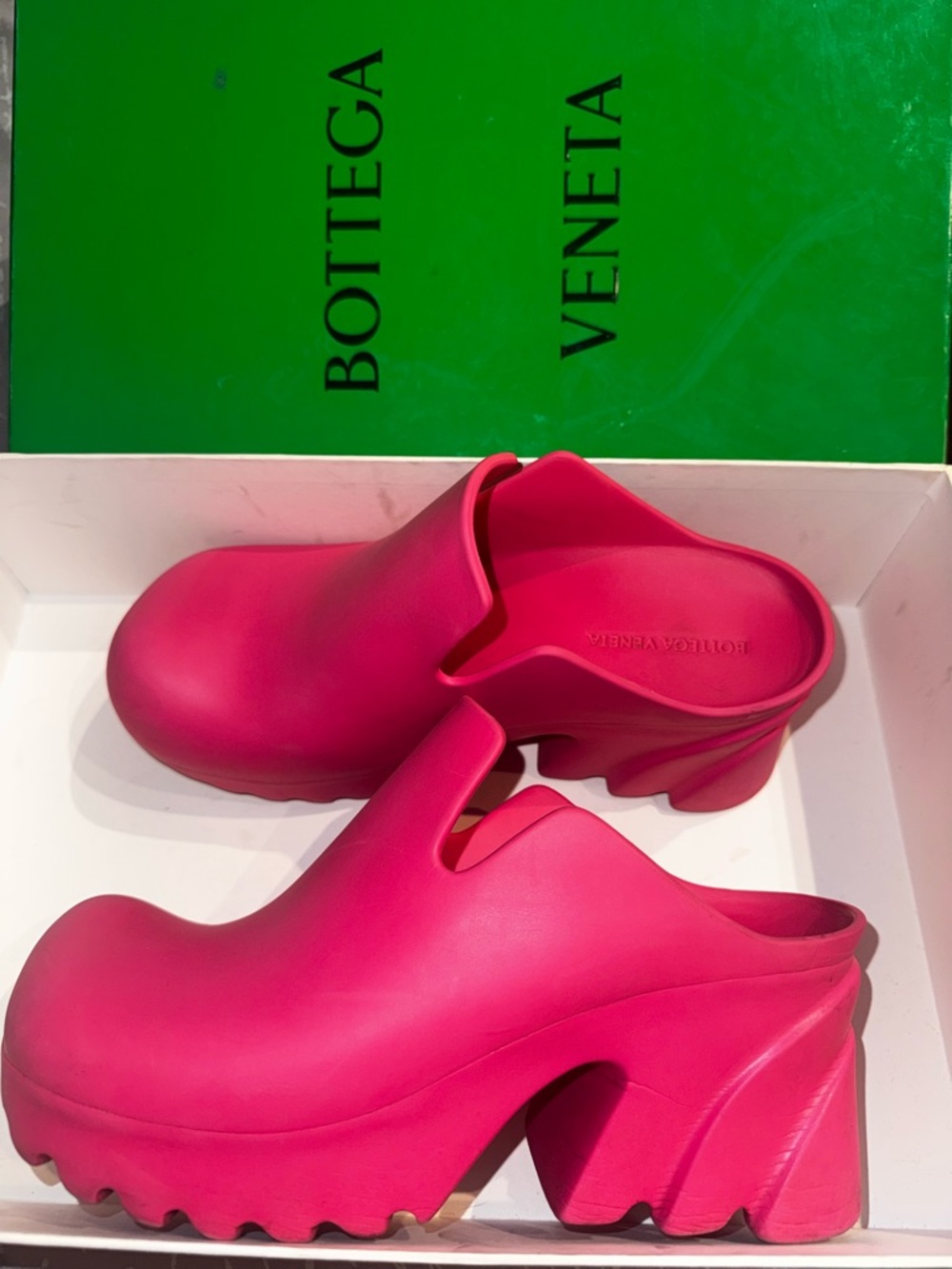 Bottega Veneta Fuchsia Sculpted Heel Clog Mules